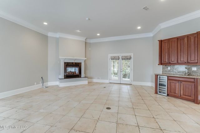 416 N Caribe Place, Gulfport, MS 39507