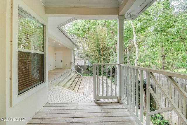 416 N Caribe Place, Gulfport, MS 39507