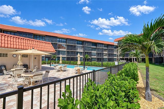17580 GULF BOULEVARD 417, Redington Shores, FL 33708