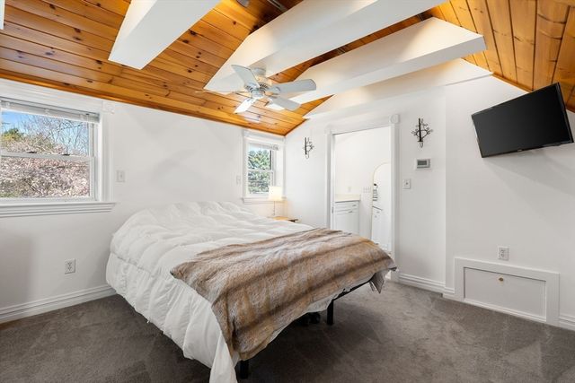 452 N Central St, East Bridgewater, MA 02333