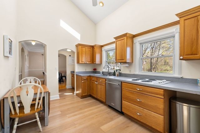 452 N Central St, East Bridgewater, MA 02333
