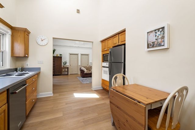 452 N Central St, East Bridgewater, MA 02333