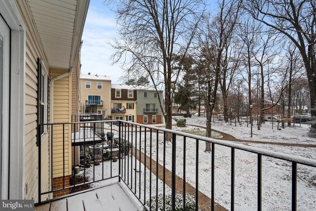 9164 BROKEN OAK PL, Burke, VA 22015