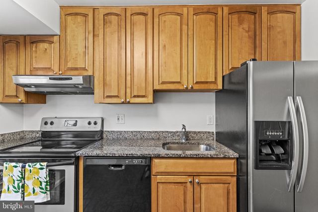 9164 BROKEN OAK PL, Burke, VA 22015