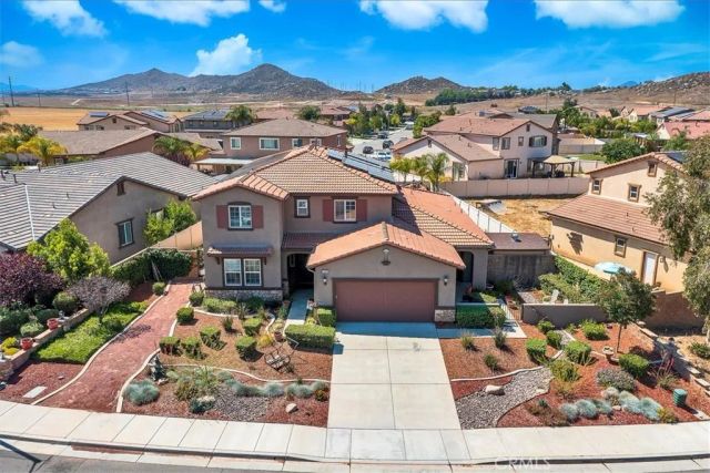 28690 Mahogany Trail Way, Menifee, CA 92584