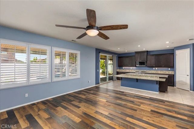 28690 Mahogany Trail Way, Menifee, CA 92584