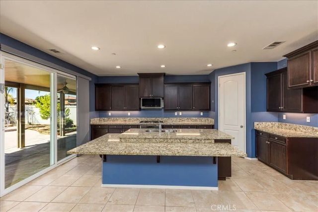 28690 Mahogany Trail Way, Menifee, CA 92584
