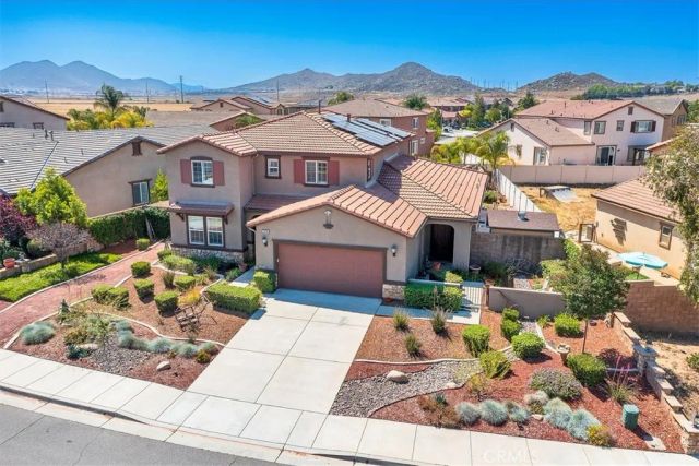 28690 Mahogany Trail Way, Menifee, CA 92584