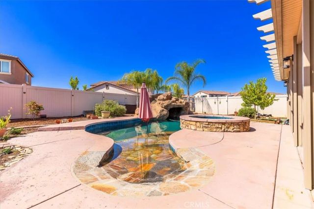 28690 Mahogany Trail Way, Menifee, CA 92584