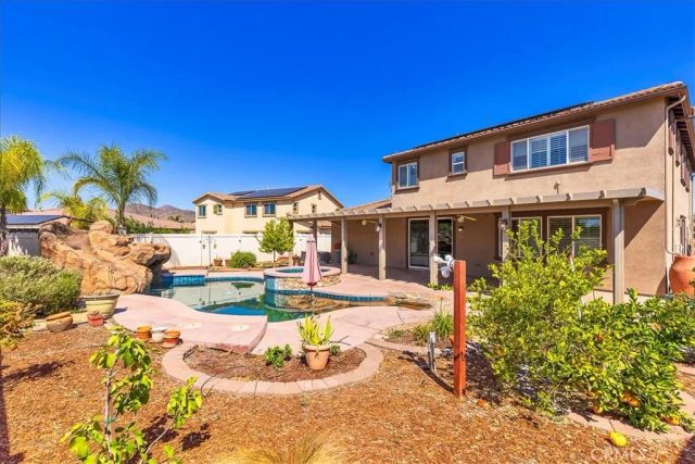 28690 Mahogany Trail Way, Menifee, CA 92584
