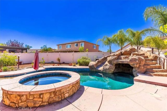 28690 Mahogany Trail Way, Menifee, CA 92584