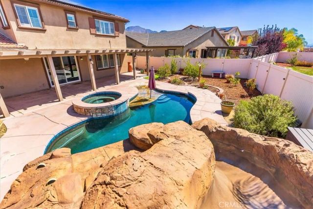 28690 Mahogany Trail Way, Menifee, CA 92584
