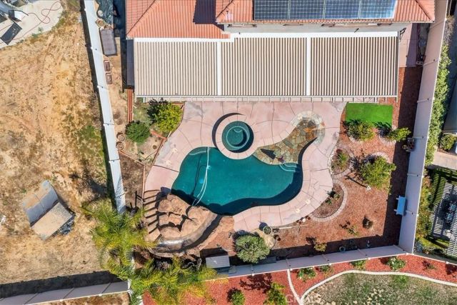 28690 Mahogany Trail Way, Menifee, CA 92584