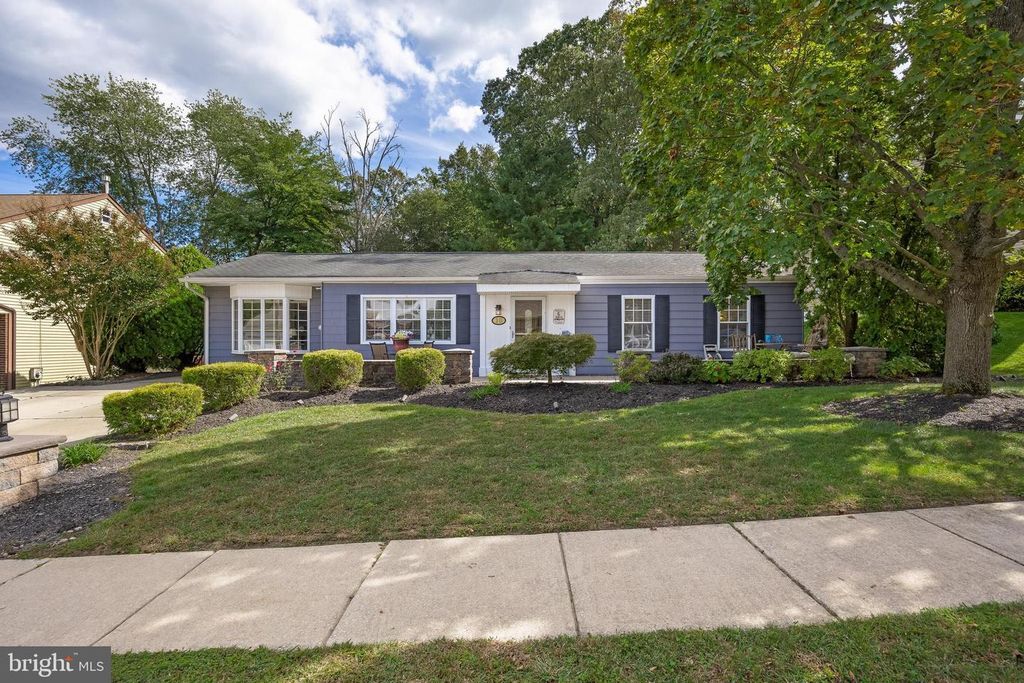 10 SUNSET, Clementon, NJ 08021