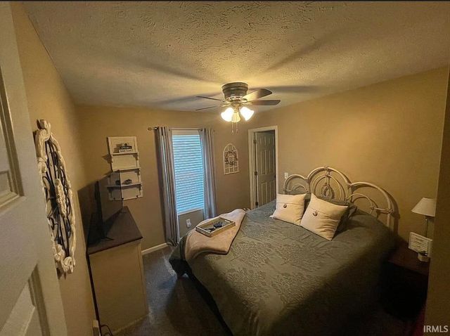 1207 bowden Drive, Evansville, IN 47725