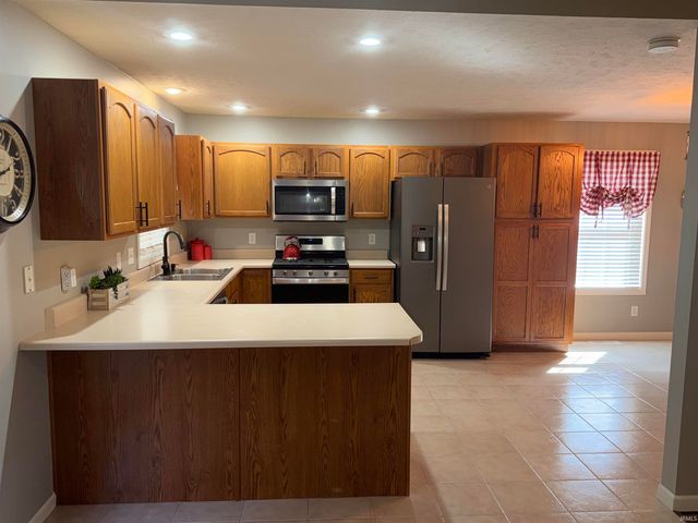 1207 bowden Drive, Evansville, IN 47725