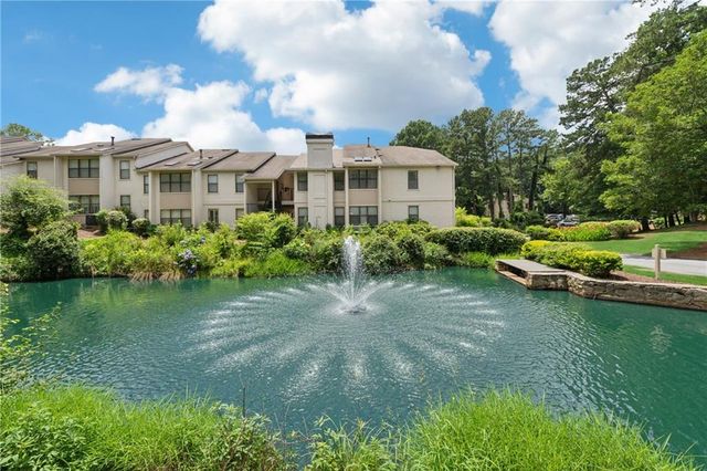 1401 Huntingdon, Sandy Springs, GA 30350
