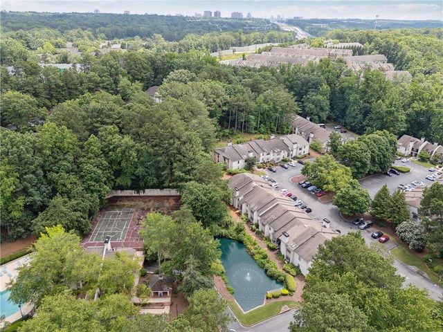 1401 Huntingdon, Sandy Springs, GA 30350