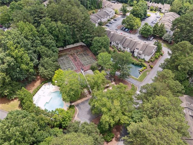1401 Huntingdon, Sandy Springs, GA 30350