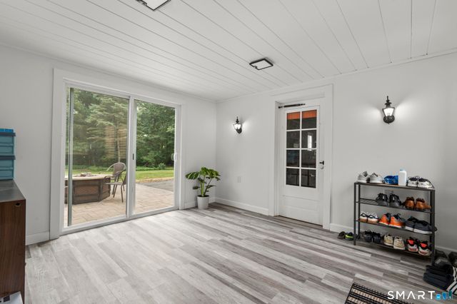 40 Rolling Ridge Road, Orange, CT 06477
