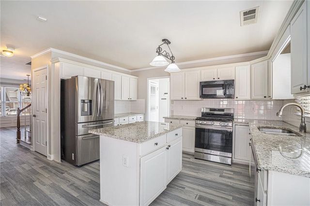 3038 Mary Alice Trail, Loganville, GA 30052