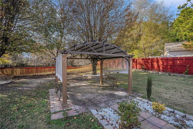 3038 Mary Alice Trail, Loganville, GA 30052