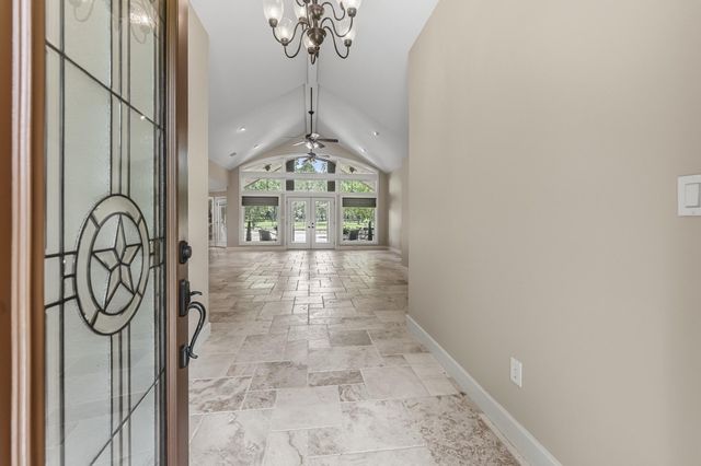 96 B John Kay Road, Huntsville, TX 77320