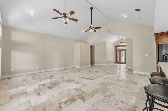 96 B John Kay Road, Huntsville, TX 77320