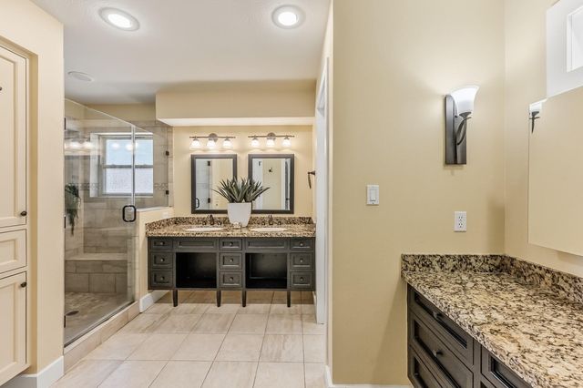 96 B John Kay Road, Huntsville, TX 77320