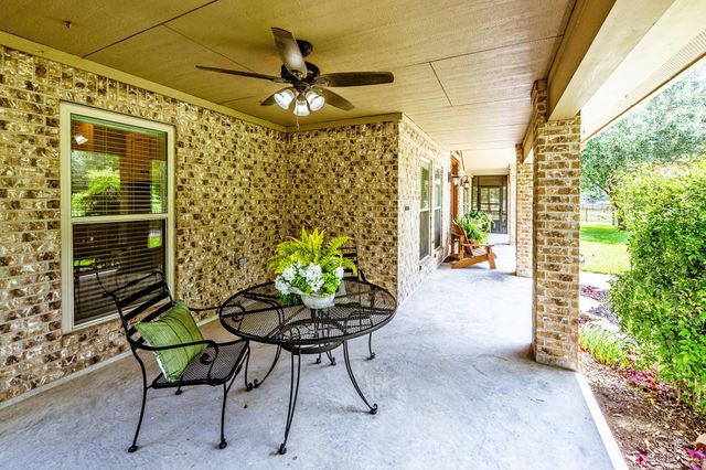 96 B John Kay Road, Huntsville, TX 77320