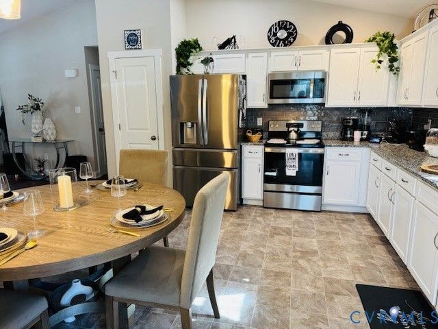 378 Halls Store Rd, Louisa, VA 23117