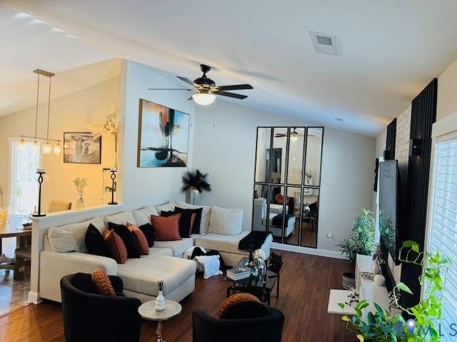 378 Halls Store Rd, Louisa, VA 23117