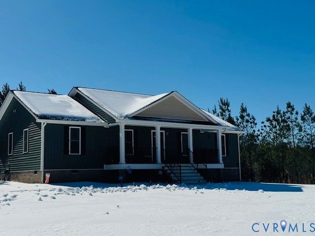 378 Halls Store Rd, Louisa, VA 23117