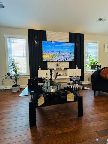 378 Halls Store Rd, Louisa, VA 23117