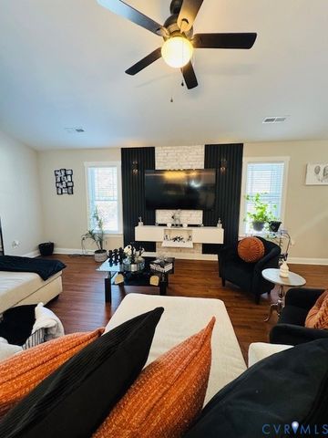 378 Halls Store Rd, Louisa, VA 23117