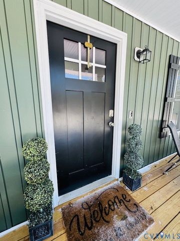 378 Halls Store Rd, Louisa, VA 23117