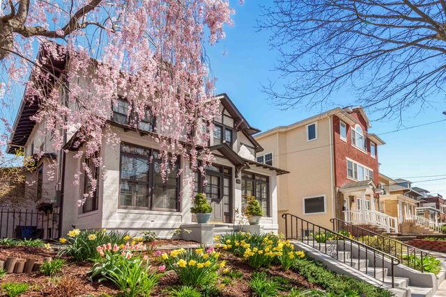 30 62ND ST, West New York, NJ 07093