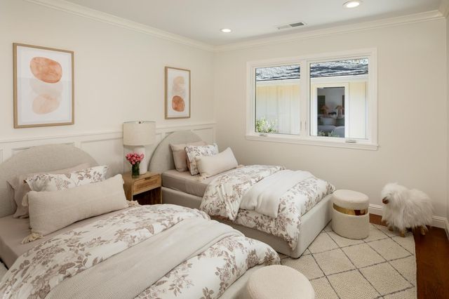 2331 Blueridge Avenue, Menlo Park, CA 94025