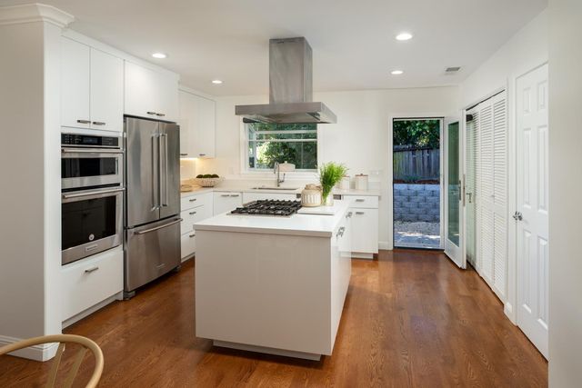 2331 Blueridge Avenue, Menlo Park, CA 94025