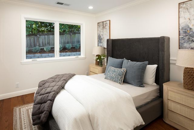 2331 Blueridge Avenue, Menlo Park, CA 94025