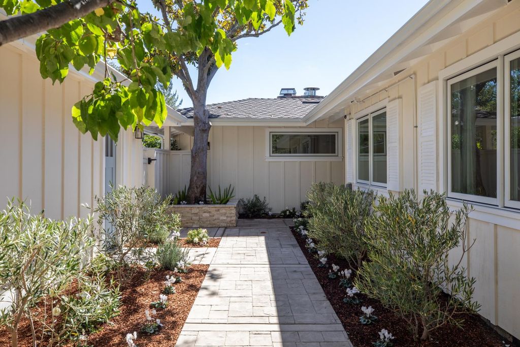 2331 Blueridge Avenue, Menlo Park, CA 94025