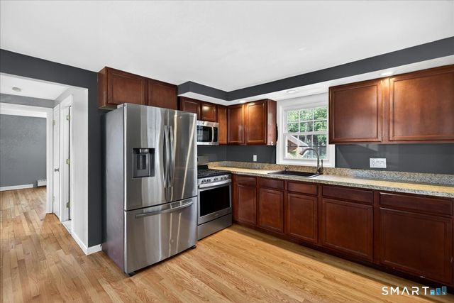 89 Burr Street, East Haven, CT 06512