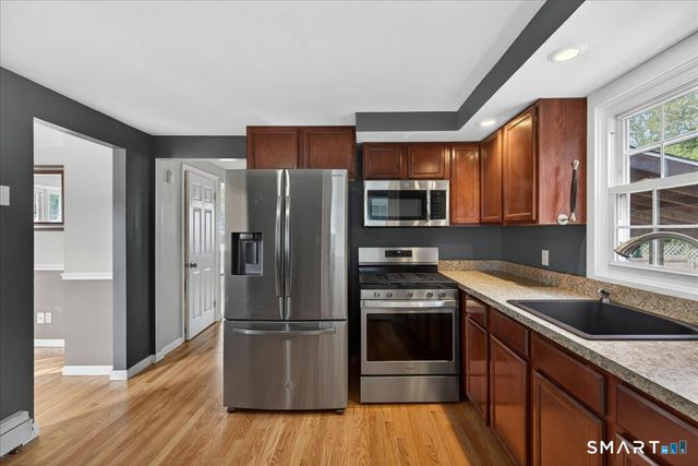 89 Burr Street, East Haven, CT 06512