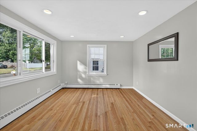 89 Burr Street, East Haven, CT 06512