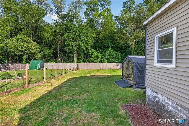 89 Burr Street, East Haven, CT 06512