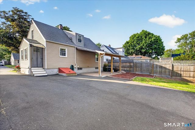 89 Burr Street, East Haven, CT 06512