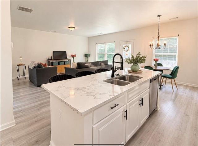 2124 Centenary Main Street, Dacula, GA 30019