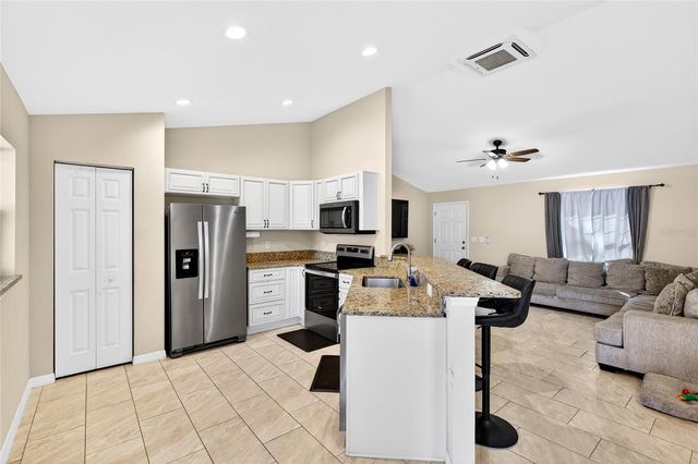 15303 SW 52ND CIRCLE, Ocala, FL 34473