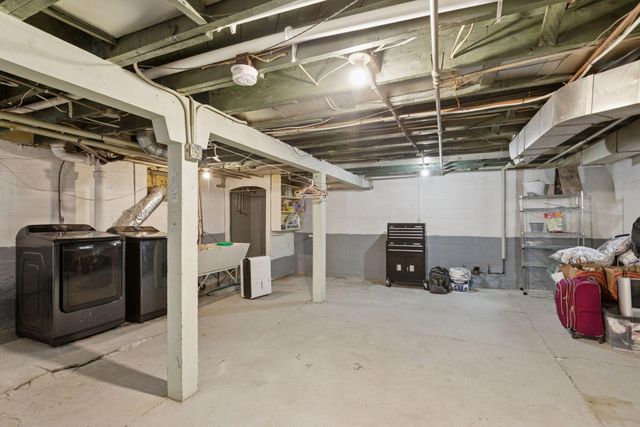 958 James Avenue, Saint Paul, MN 55102