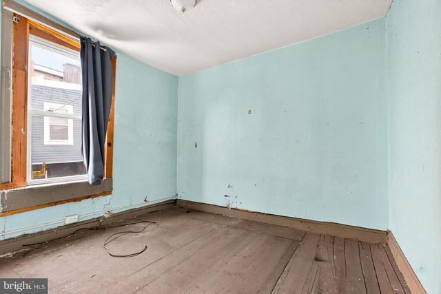 2210 W MASTER ST, Philadelphia, PA 19121